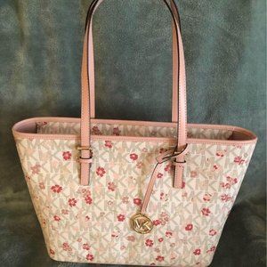 New Michael Kors Jet Set Charm Vanilla Flowers Tote Purse